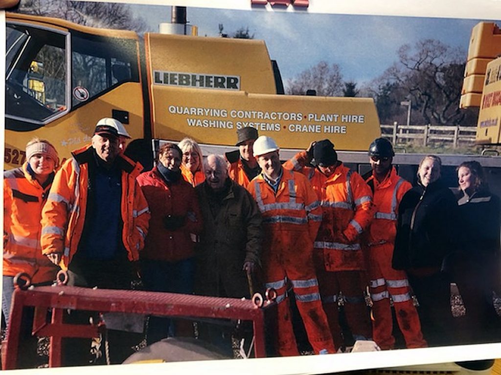 The S.E. Davis & Son team of operators, fitters and drivers